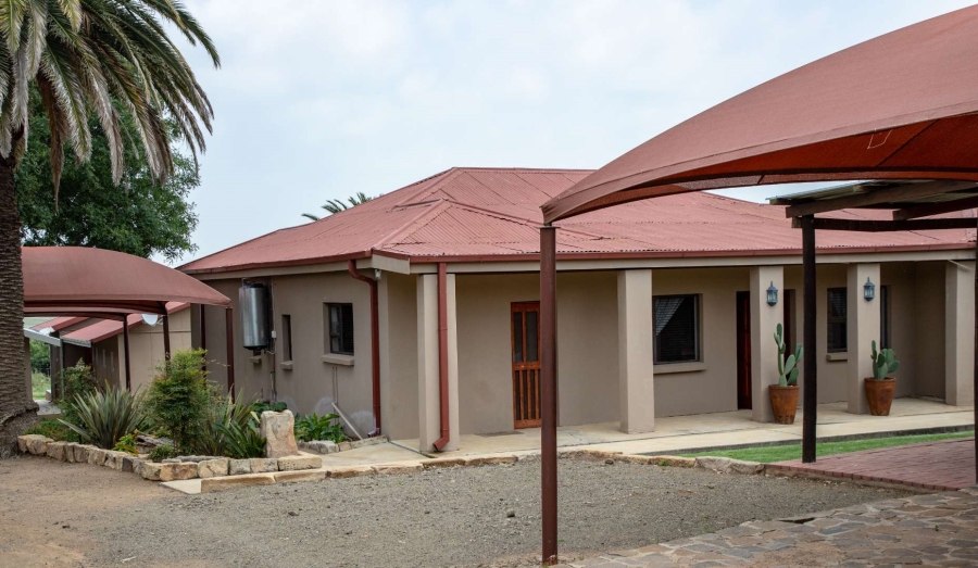 18 Bedroom Property for Sale in Heilbron Free State